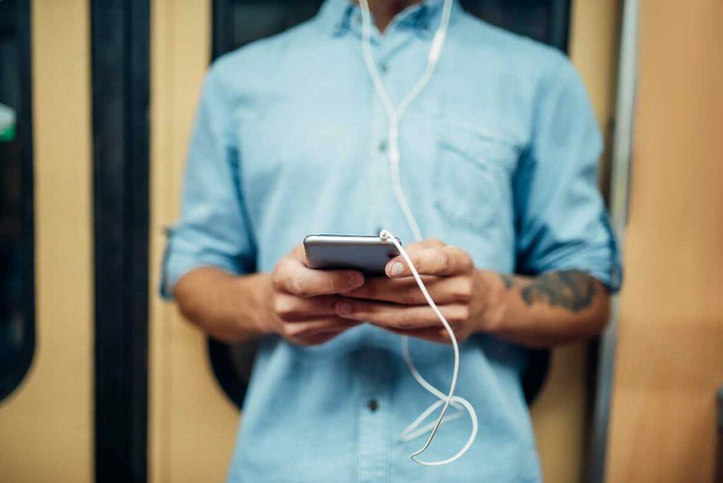 Tech addiction - Maui Recovery