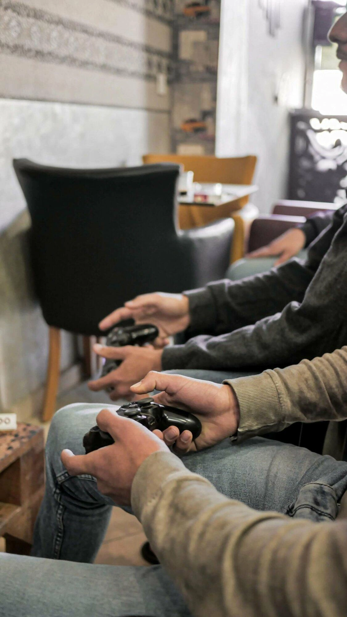 video game addiction rehab in Maui scaled - Maui Recovery