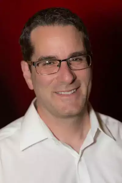 head shot of Dr. Jeffrey Chester